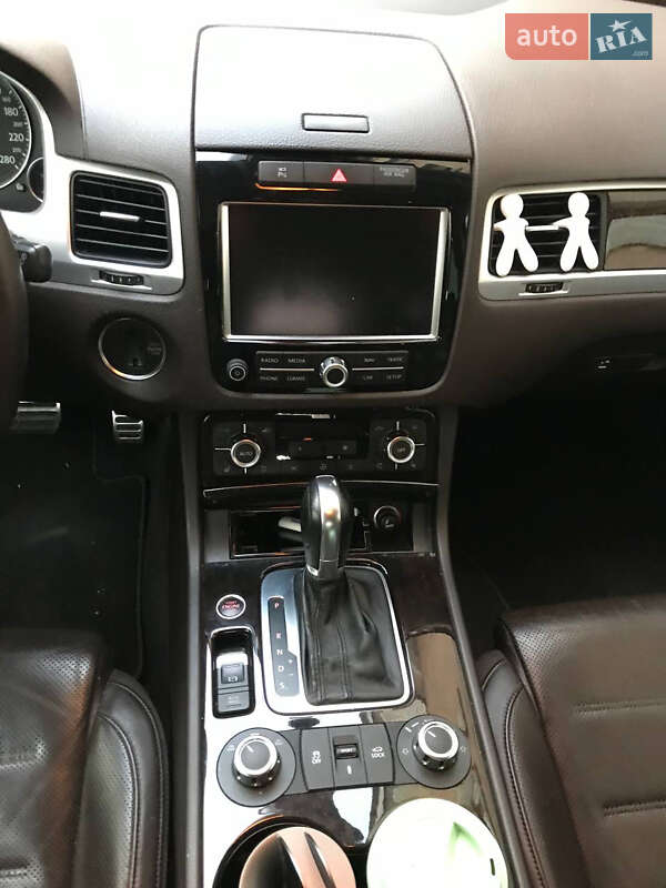 Внедорожник / Кроссовер Volkswagen Touareg 2010 в Бориславе фото 8 Внедорожник / Кроссовер Volkswagen Touareg 2010 в Бориславе