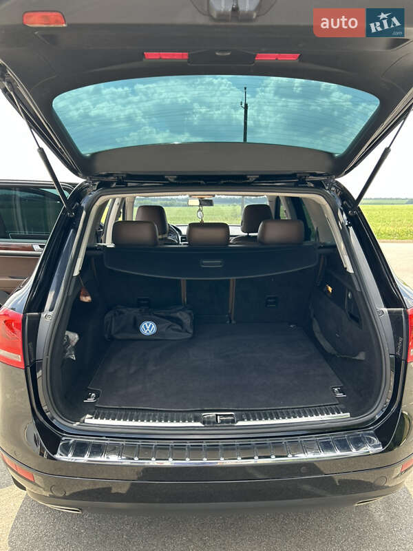 Внедорожник / Кроссовер Volkswagen Touareg 2011 в Кропивницком фото 6 Внедорожник / Кроссовер Volkswagen Touareg 2011 в Кропивницком