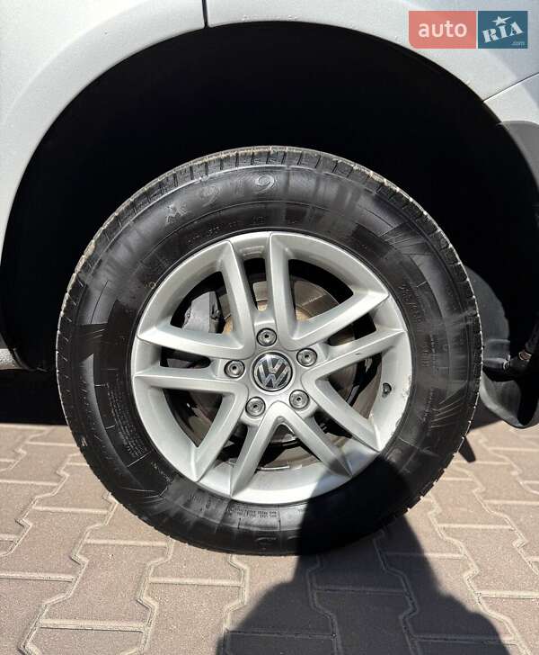 Позашляховик / Кросовер Volkswagen Touareg 2007 в Києві фото 12 Позашляховик / Кросовер Volkswagen Touareg 2007 в Києві