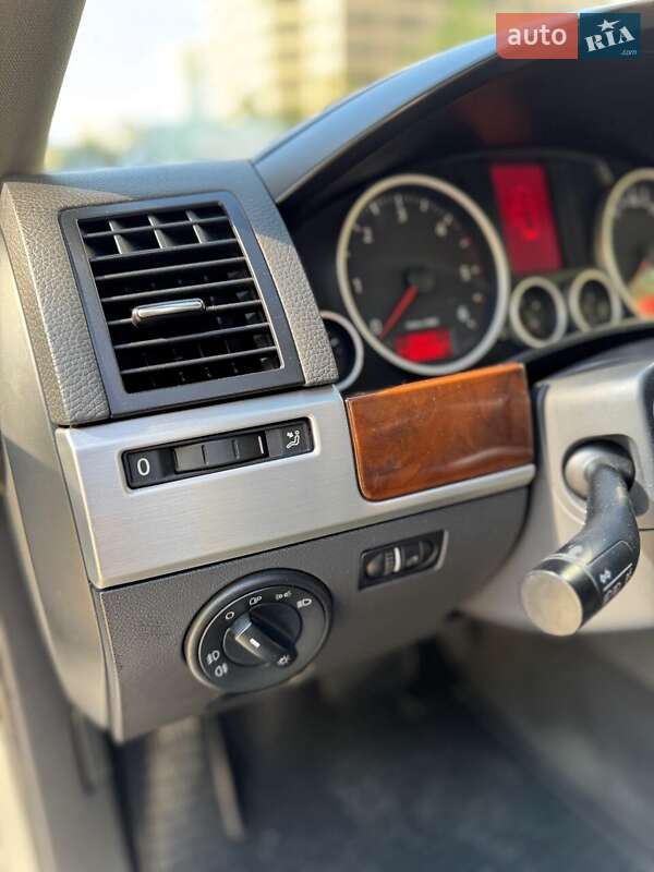 Позашляховик / Кросовер Volkswagen Touareg 2007 в Києві фото 18 Позашляховик / Кросовер Volkswagen Touareg 2007 в Києві