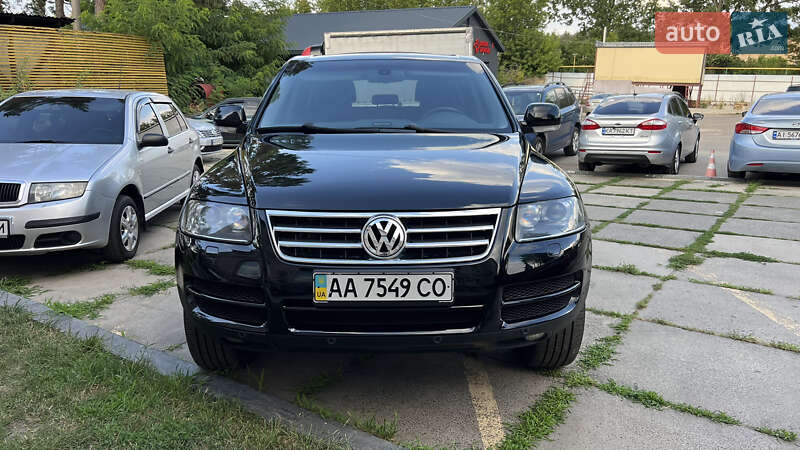 Позашляховик / Кросовер Volkswagen Touareg 2007 в Києві