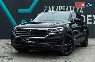 Внедорожник / Кроссовер Volkswagen Touareg 2019 в Мукачево