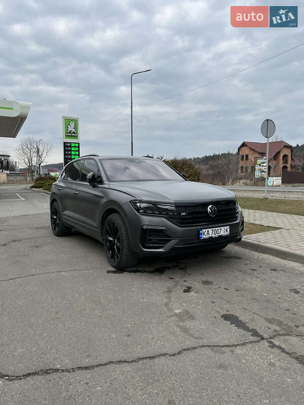 Внедорожник / Кроссовер Volkswagen Touareg 2020 в Виноградове