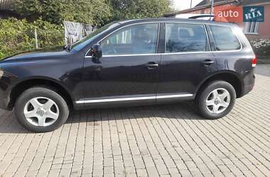 Позашляховик / Кросовер Volkswagen Touareg 2006 в Гощі