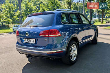 Внедорожник / Кроссовер Volkswagen Touareg 2016 в 