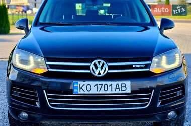 Позашляховик / Кросовер Volkswagen Touareg 2010 в Львові