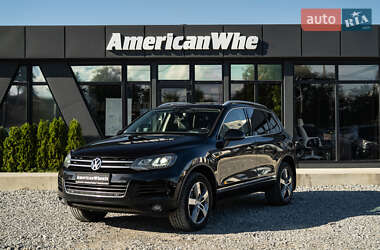 Внедорожник / Кроссовер Volkswagen Touareg 2011 в Черновцах