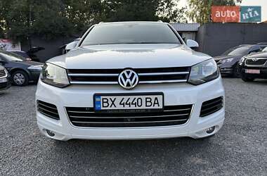 Внедорожник / Кроссовер Volkswagen Touareg 2014 в 