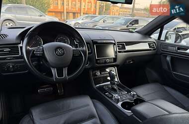Внедорожник / Кроссовер Volkswagen Touareg 2014 в 