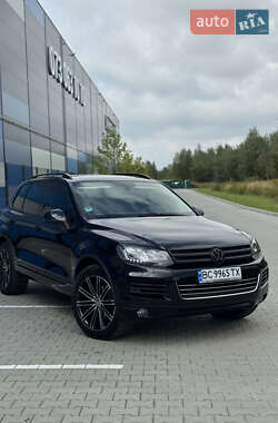 Позашляховик / Кросовер Volkswagen Touareg 2011 в Львові