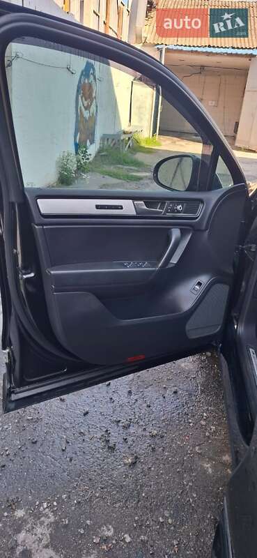 Внедорожник / Кроссовер Volkswagen Touareg 2014 в Виннице фото 53 Внедорожник / Кроссовер Volkswagen Touareg 2014 в Виннице