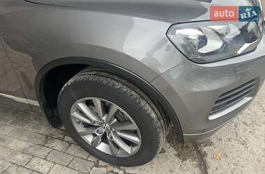 Внедорожник / Кроссовер Volkswagen Touareg 2013 в Царичанке