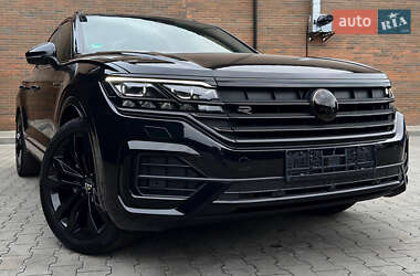 Внедорожник / Кроссовер Volkswagen Touareg 2022 в 