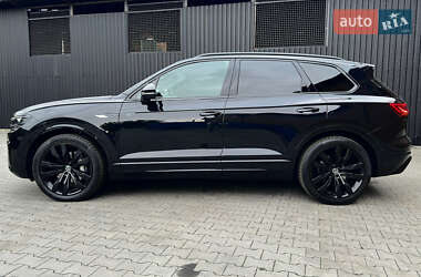 Внедорожник / Кроссовер Volkswagen Touareg 2022 в 
