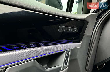Внедорожник / Кроссовер Volkswagen Touareg 2022 в 