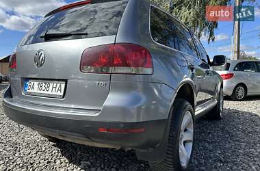 Внедорожник / Кроссовер Volkswagen Touareg 2006 в 