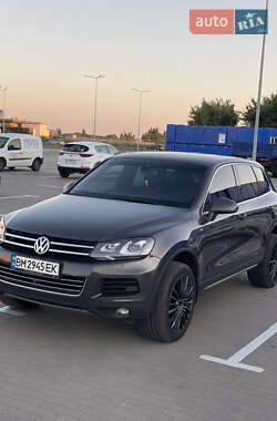 Позашляховик / Кросовер Volkswagen Touareg 2011 в Києві