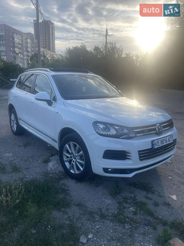 Позашляховик / Кросовер Volkswagen Touareg 2012 в Дніпрі фото 3 Позашляховик / Кросовер Volkswagen Touareg 2012 в Дніпрі