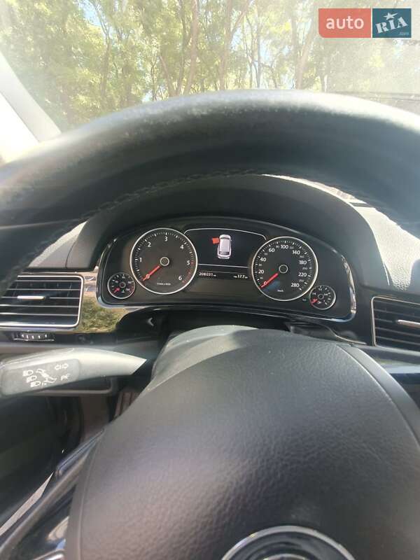 Volkswagen Touareg 2015