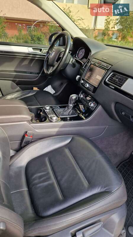 Внедорожник / Кроссовер Volkswagen Touareg 2015 в Одессе фото 6 Внедорожник / Кроссовер Volkswagen Touareg 2015 в Одессе