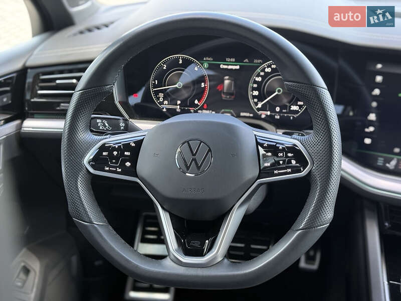 Внедорожник / Кроссовер Volkswagen Touareg 2023 в Черновцах