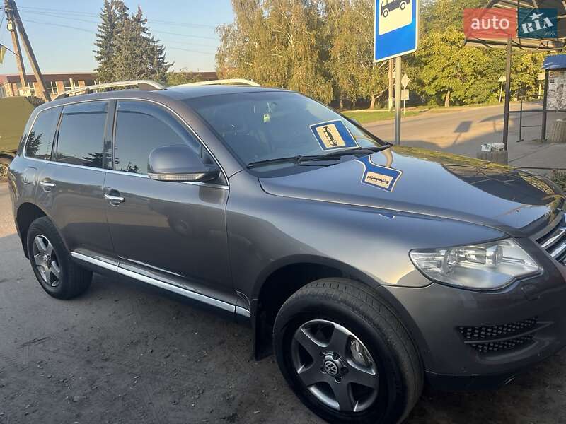 Внедорожник / Кроссовер Volkswagen Touareg 2008 в Славянске