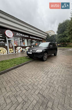 Внедорожник / Кроссовер Volkswagen Touareg 2005 в  фото 3 Внедорожник / Кроссовер Volkswagen Touareg 2005 в