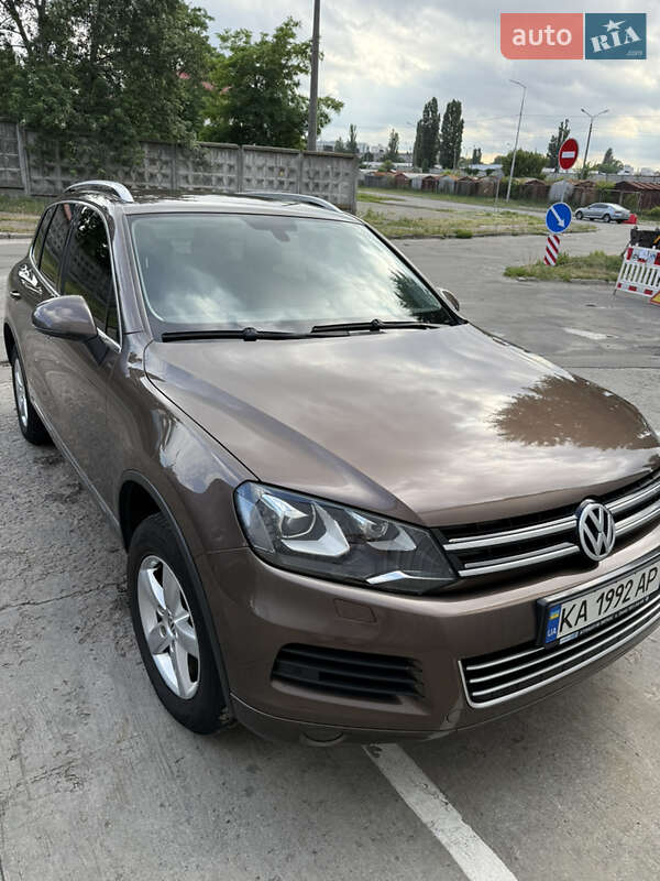 Внедорожник / Кроссовер Volkswagen Touareg 2013 в Киеве фото 4 Внедорожник / Кроссовер Volkswagen Touareg 2013 в Киеве