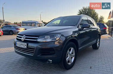 Внедорожник / Кроссовер Volkswagen Touareg 2014 в Виннице