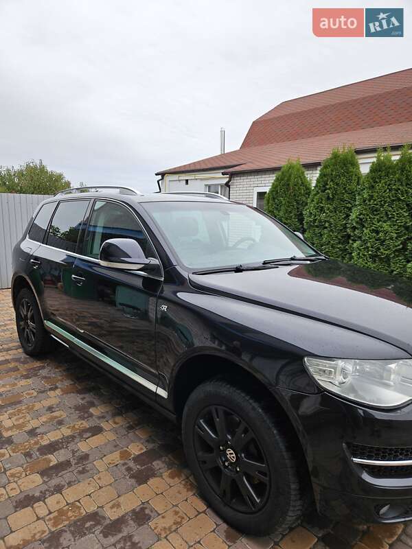Внедорожник / Кроссовер Volkswagen Touareg 2008 в Броварах