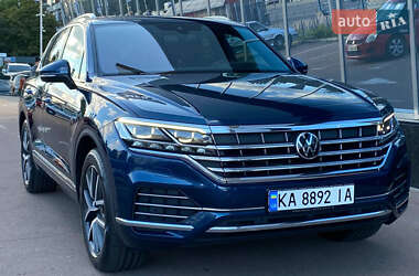 Внедорожник / Кроссовер Volkswagen Touareg 2022 в Киеве