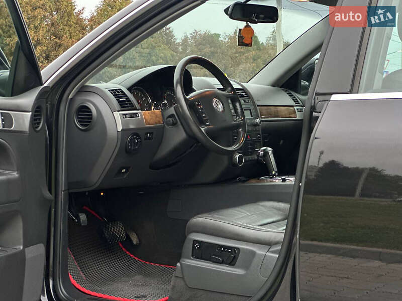 Внедорожник / Кроссовер Volkswagen Touareg 2008 в Дрогобыче