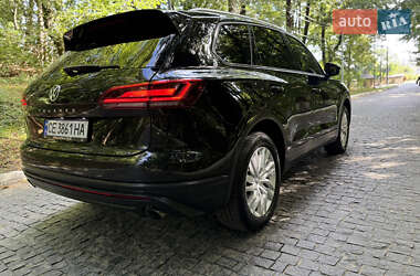 Внедорожник / Кроссовер Volkswagen Touareg 2019 в 