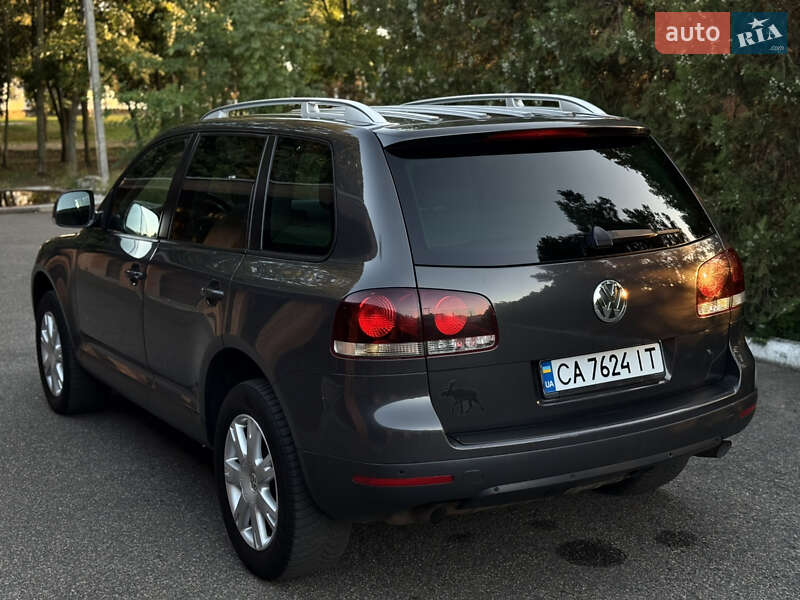Внедорожник / Кроссовер Volkswagen Touareg 2008 в Смеле