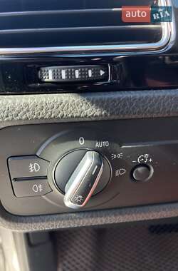 Внедорожник / Кроссовер Volkswagen Touareg 2015 в 