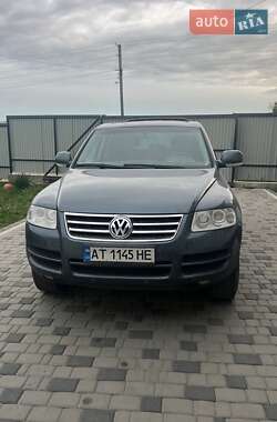 Внедорожник / Кроссовер Volkswagen Touareg 2005 в Черновцах