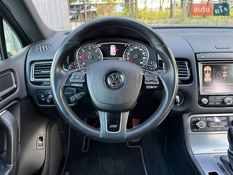 Внедорожник / Кроссовер Volkswagen Touareg 2015 в Хмельницком фото 24 Внедорожник / Кроссовер Volkswagen Touareg 2015 в Хмельницком