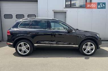 Позашляховик / Кросовер Volkswagen Touareg 2014 в  фото 34 Позашляховик / Кросовер Volkswagen Touareg 2014 в