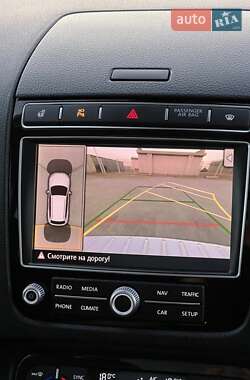 Позашляховик / Кросовер Volkswagen Touareg 2014 в  фото 43 Позашляховик / Кросовер Volkswagen Touareg 2014 в
