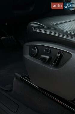 Позашляховик / Кросовер Volkswagen Touareg 2014 в  фото 56 Позашляховик / Кросовер Volkswagen Touareg 2014 в