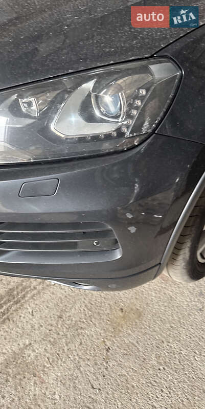 Позашляховик / Кросовер Volkswagen Touareg 2012 в Києві фото 5 Позашляховик / Кросовер Volkswagen Touareg 2012 в Києві