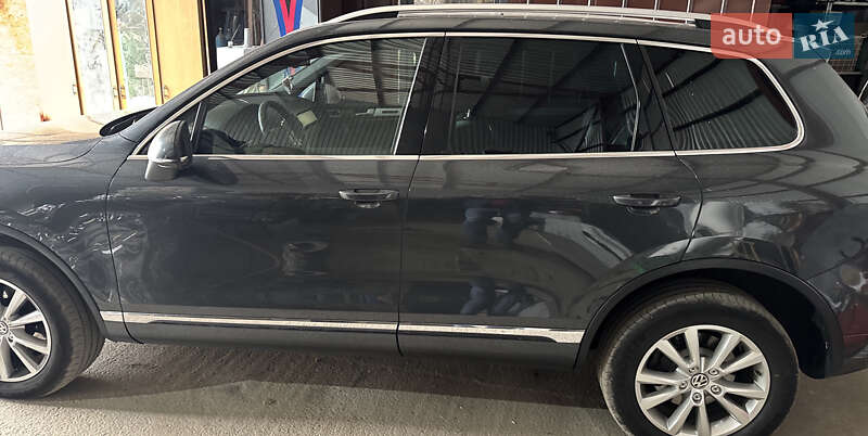 Позашляховик / Кросовер Volkswagen Touareg 2012 в Києві фото 7 Позашляховик / Кросовер Volkswagen Touareg 2012 в Києві