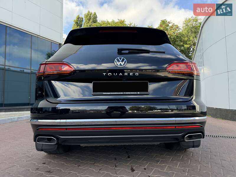Внедорожник / Кроссовер Volkswagen Touareg 2022 в Киеве