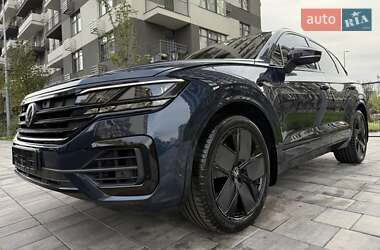 Внедорожник / Кроссовер Volkswagen Touareg 2023 в Киеве