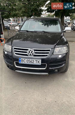 Внедорожник / Кроссовер Volkswagen Touareg 2006 в Сумах