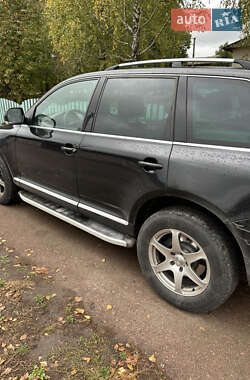 Внедорожник / Кроссовер Volkswagen Touareg 2003 в 