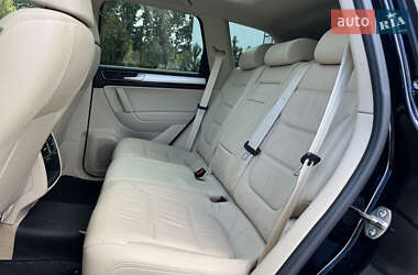 Внедорожник / Кроссовер Volkswagen Touareg 2016 в 