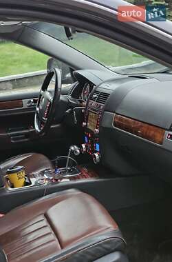 Внедорожник / Кроссовер Volkswagen Touareg 2007 в 