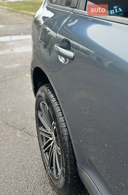 Внедорожник / Кроссовер Volkswagen Touareg 2006 в 