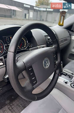 Внедорожник / Кроссовер Volkswagen Touareg 2006 в 
